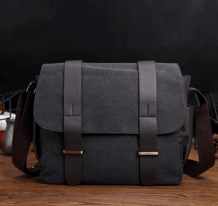 Diagonal travel leisure bag