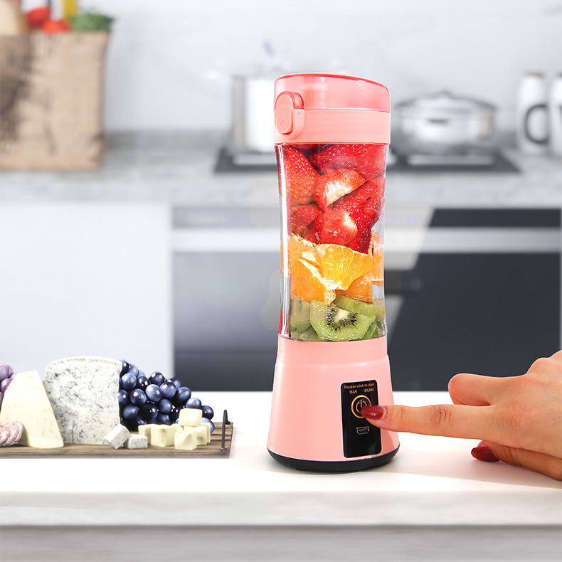 Electric Fruit Juicing Cup